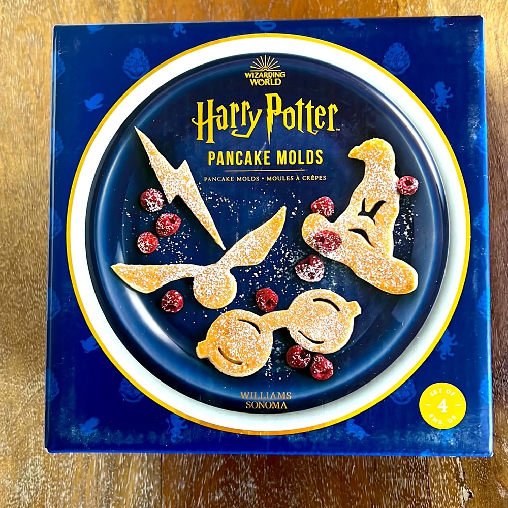 Williams Sonoma Harry Potter Pancake Molds.